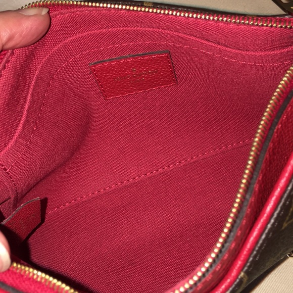 Louis Vuitton Monogram Pallas Clutch - Picture 7 of 9